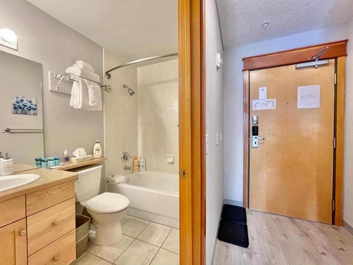 קאנמור Windtower Lodge Queen Bed Suite-Ugparking&Walking2Dt מראה חיצוני תמונה